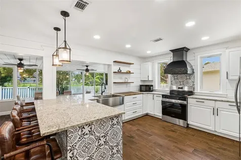 5114 Stonehaven Court Tampa FL 33624