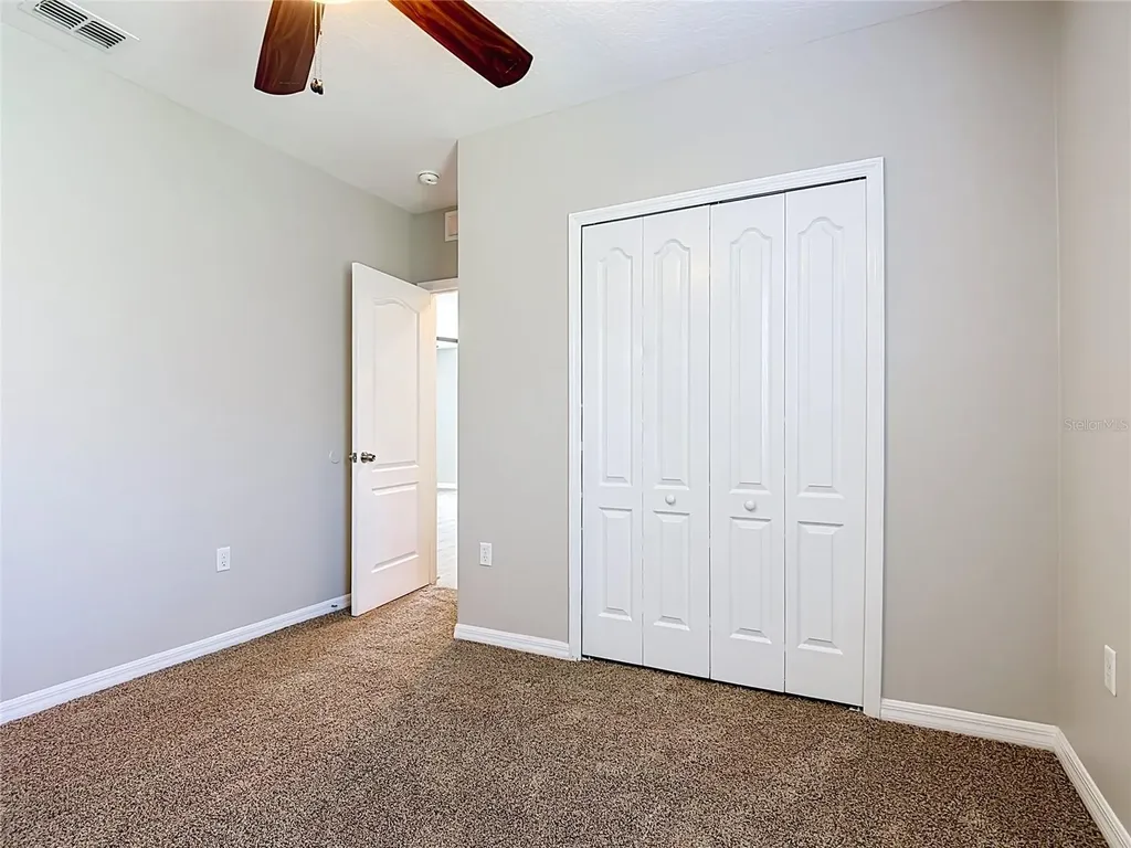 1562 Tamarind Road Davenport FL 33896