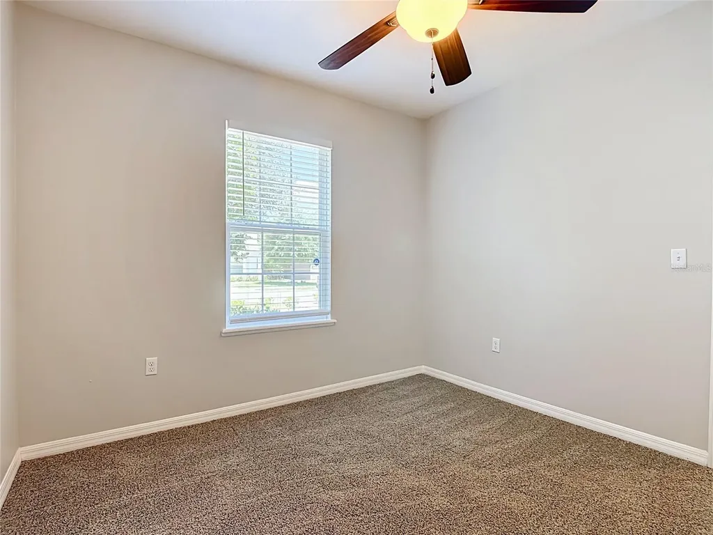 1562 Tamarind Road Davenport FL 33896