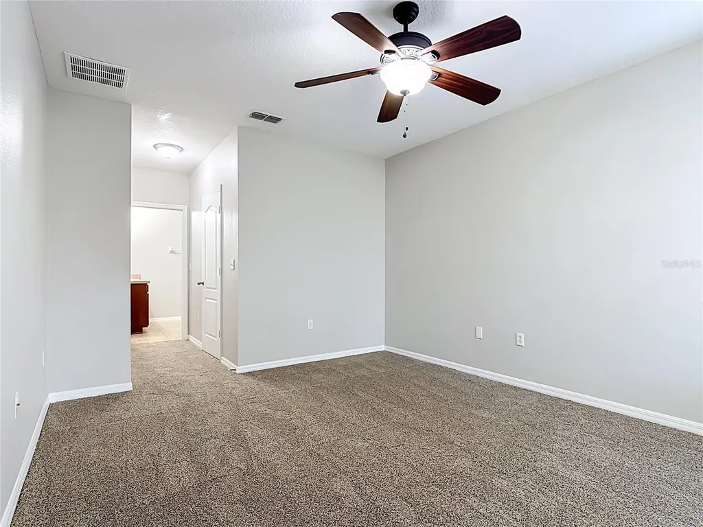 1562 Tamarind Road Davenport FL 33896