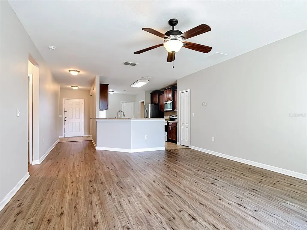 1562 Tamarind Road Davenport FL 33896