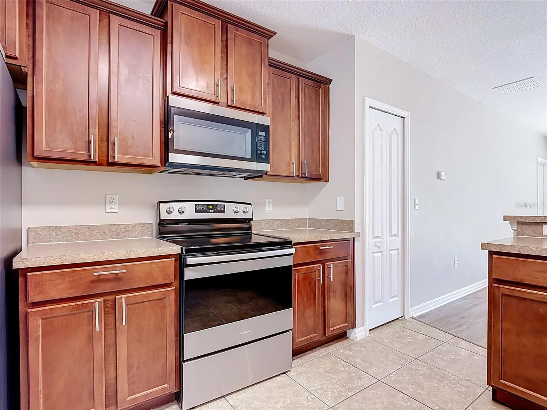 1562 Tamarind Road Davenport FL 33896