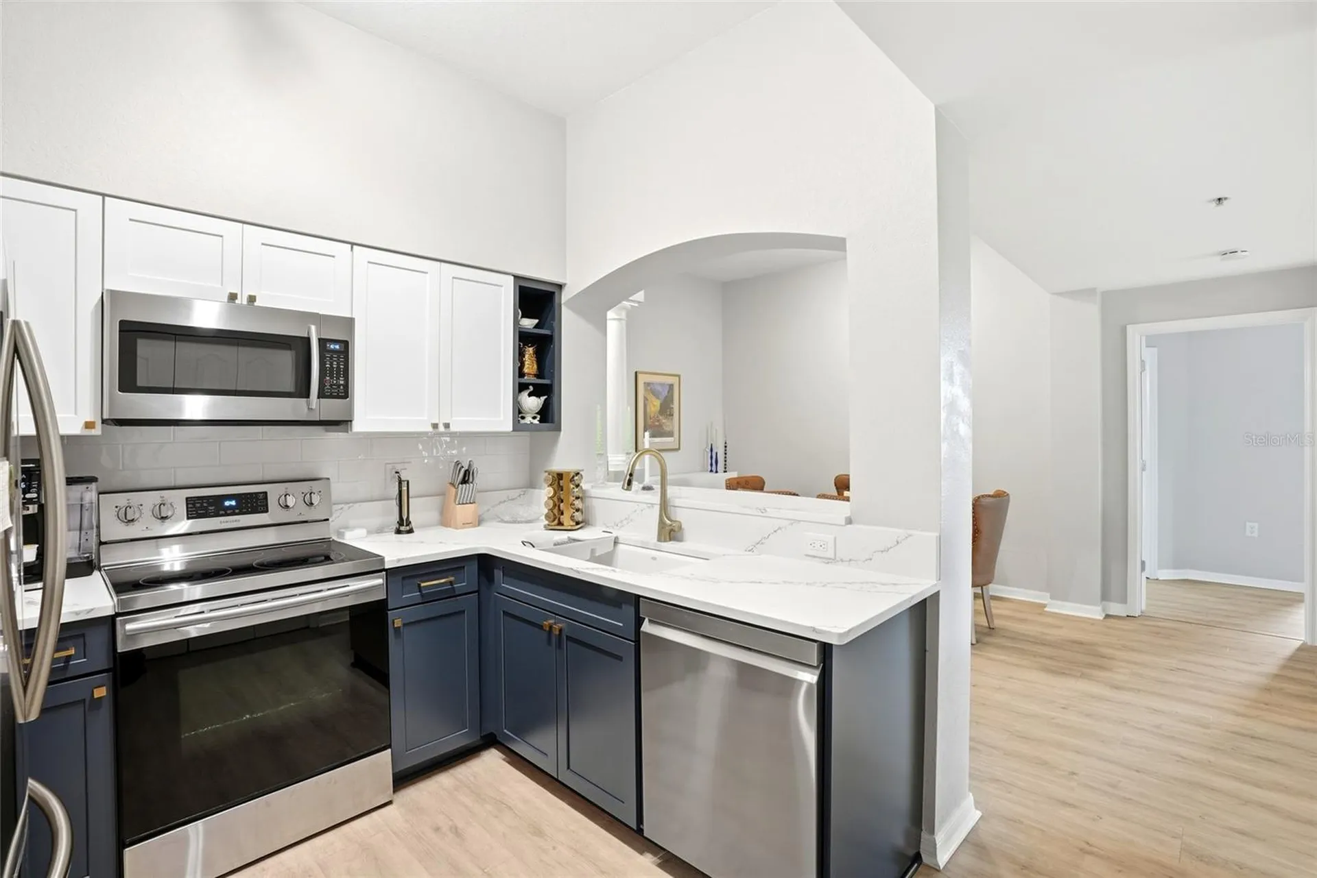 200 4th Avenue S St Petersburg FL 33701