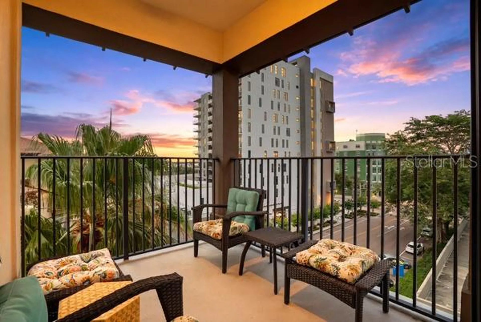 200 4th Avenue S St Petersburg FL 33701