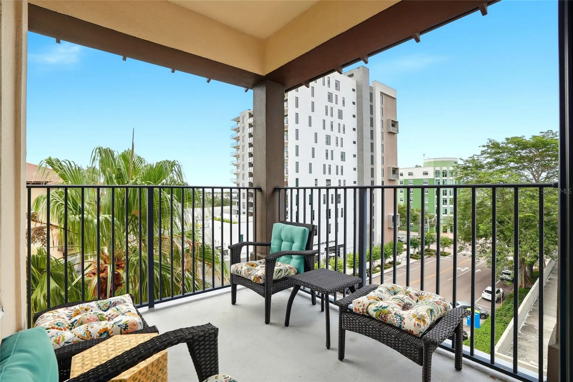 200 4th Avenue S St Petersburg FL 33701
