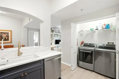 200 4th Avenue S St Petersburg FL 33701