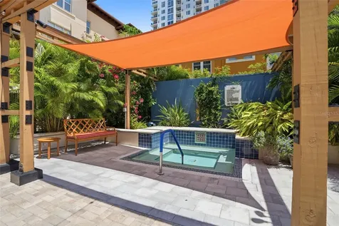 200 4th Avenue S St Petersburg FL 33701