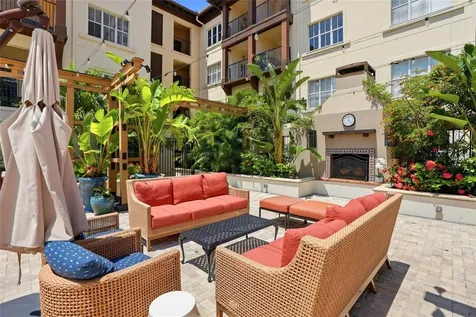 200 4th Avenue S St Petersburg FL 33701