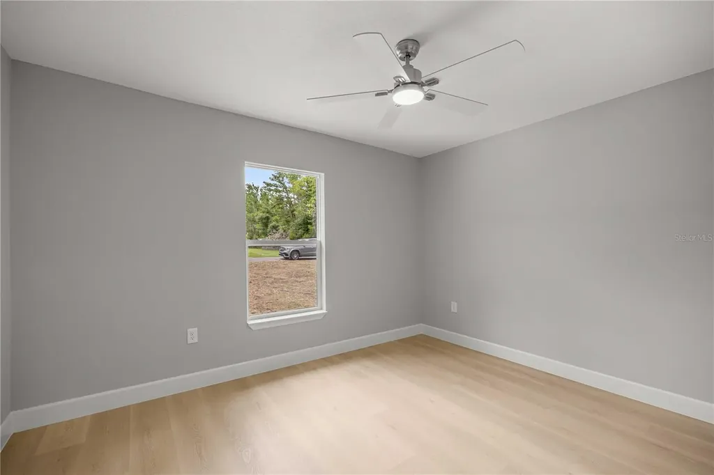 10 Bay Lane Ocklawaha FL 32179