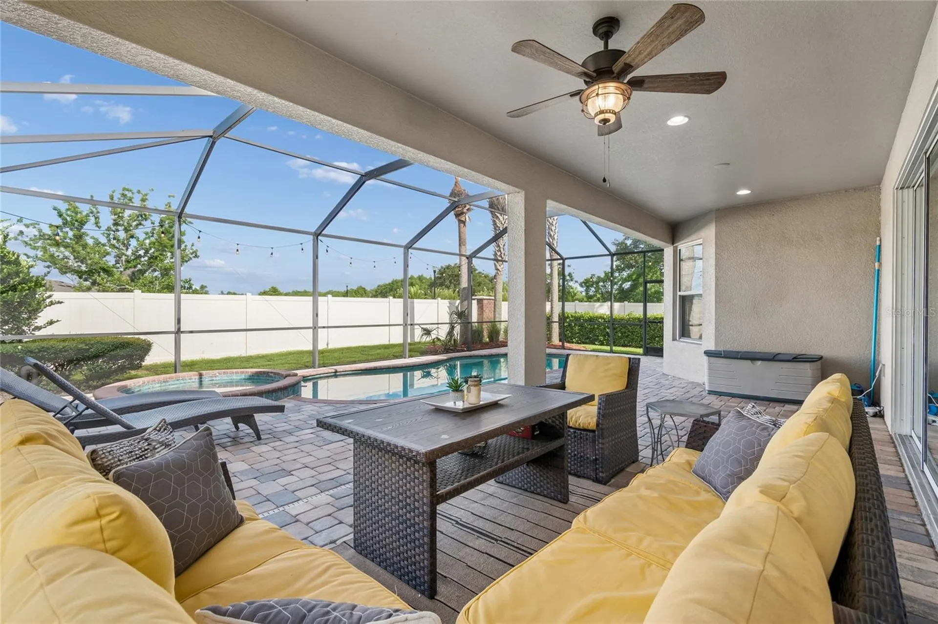 9323 Bella Vita Circle Land O Lakes FL 34637