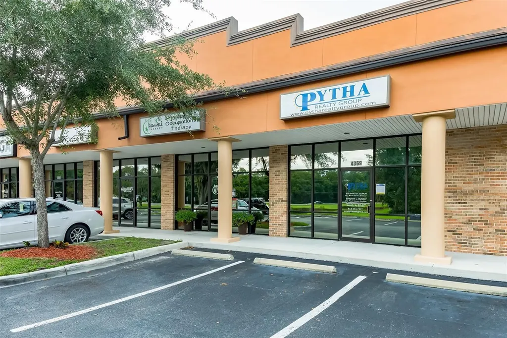 4325 Lynx Paw Trail Valrico FL 33596