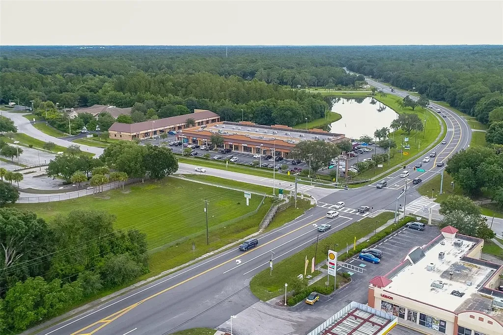 4325 Lynx Paw Trail Valrico FL 33596