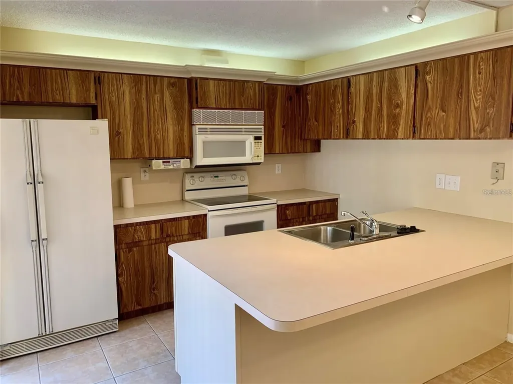 2602 7th Court Palm Harbor FL 34684