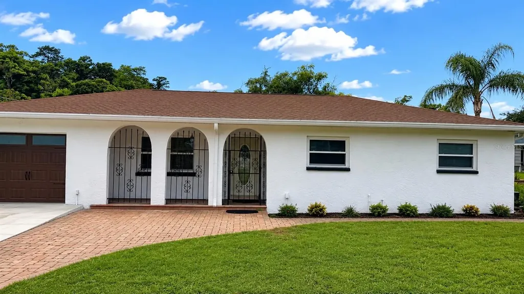 6412 N Woodlynne Avenue Tampa FL 33614