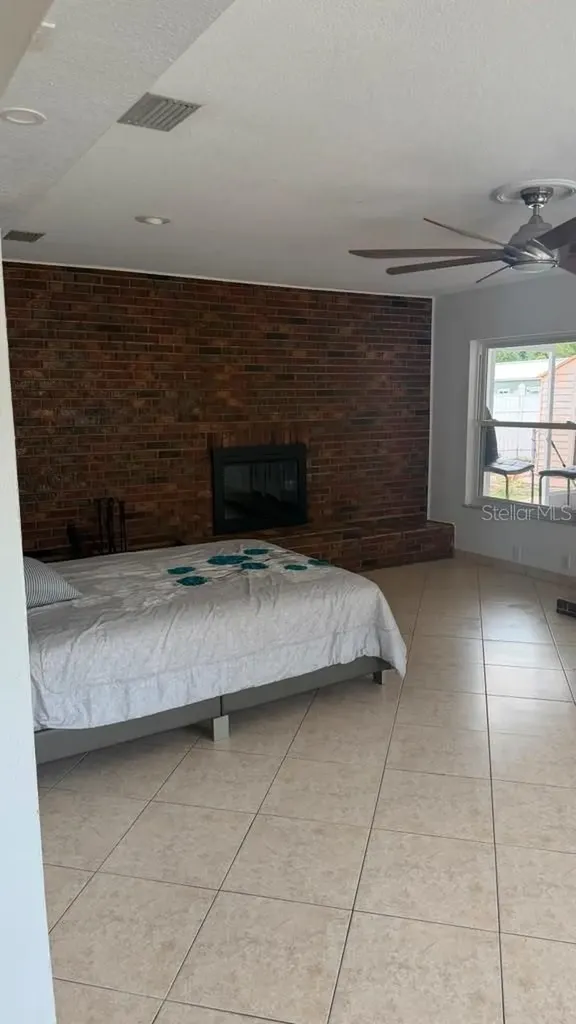 6412 N Woodlynne Avenue Tampa FL 33614
