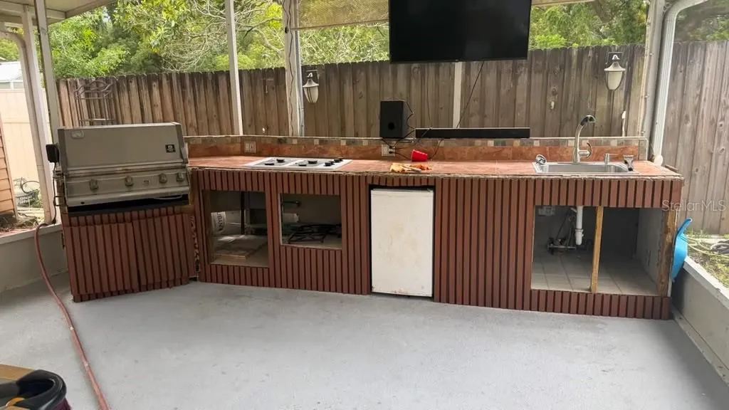 6412 N Woodlynne Avenue Tampa FL 33614
