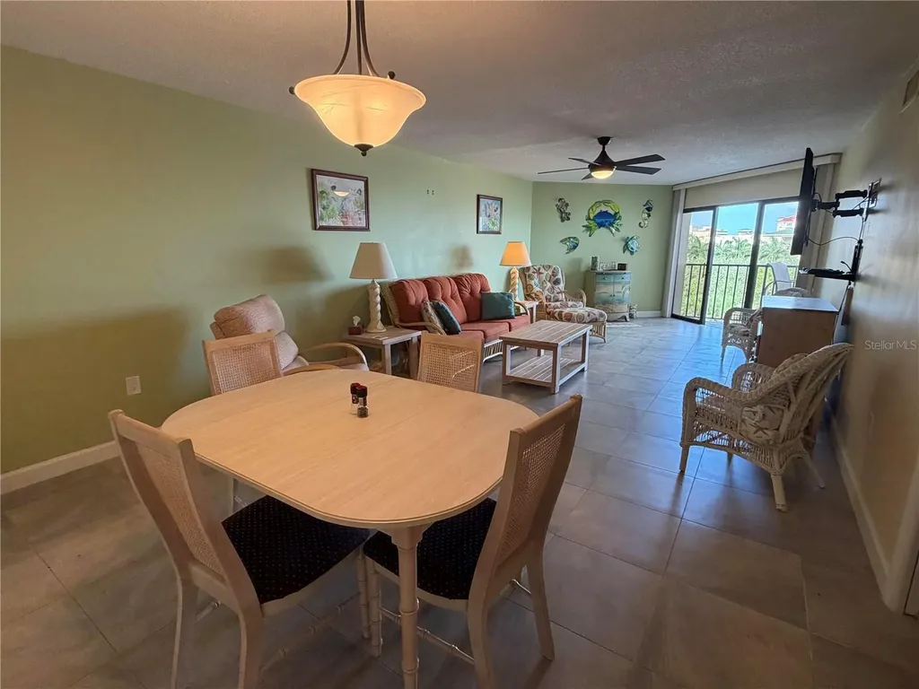 204 3rd Street W Bradenton FL 34205