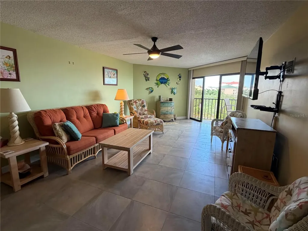 204 3rd Street W Bradenton FL 34205