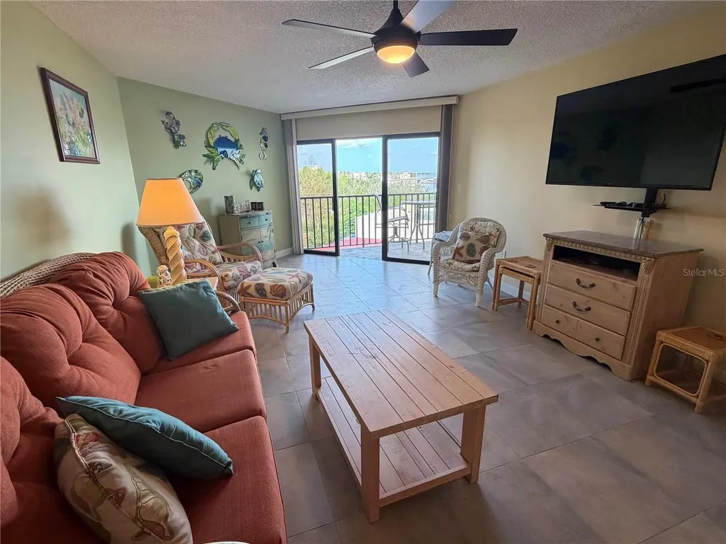 204 3rd Street W Bradenton FL 34205