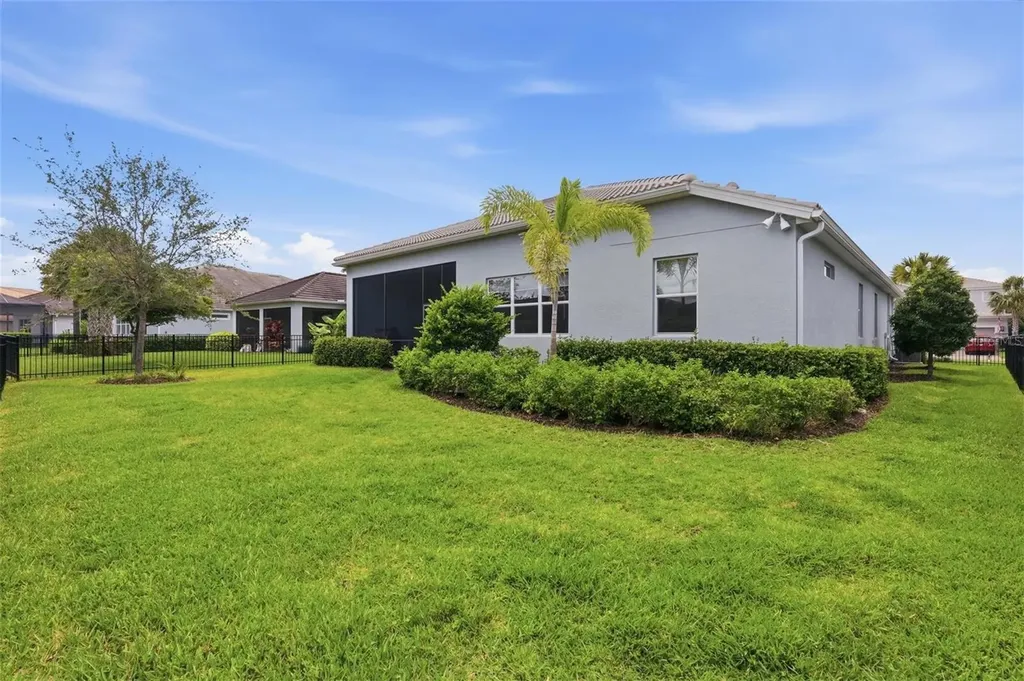 12311 Blue Hill Trail Bradenton FL 34211