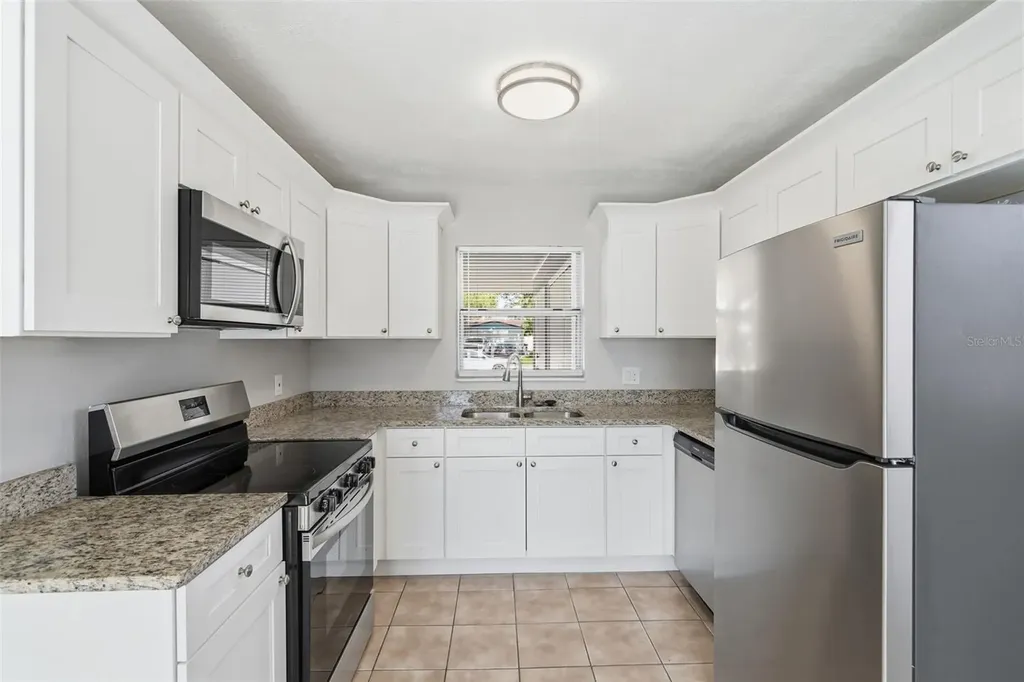3934 Helena Street NE St Petersburg FL 33703