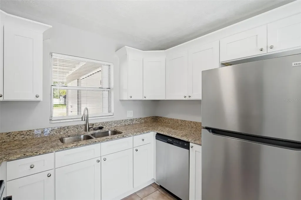 3934 Helena Street NE St Petersburg FL 33703