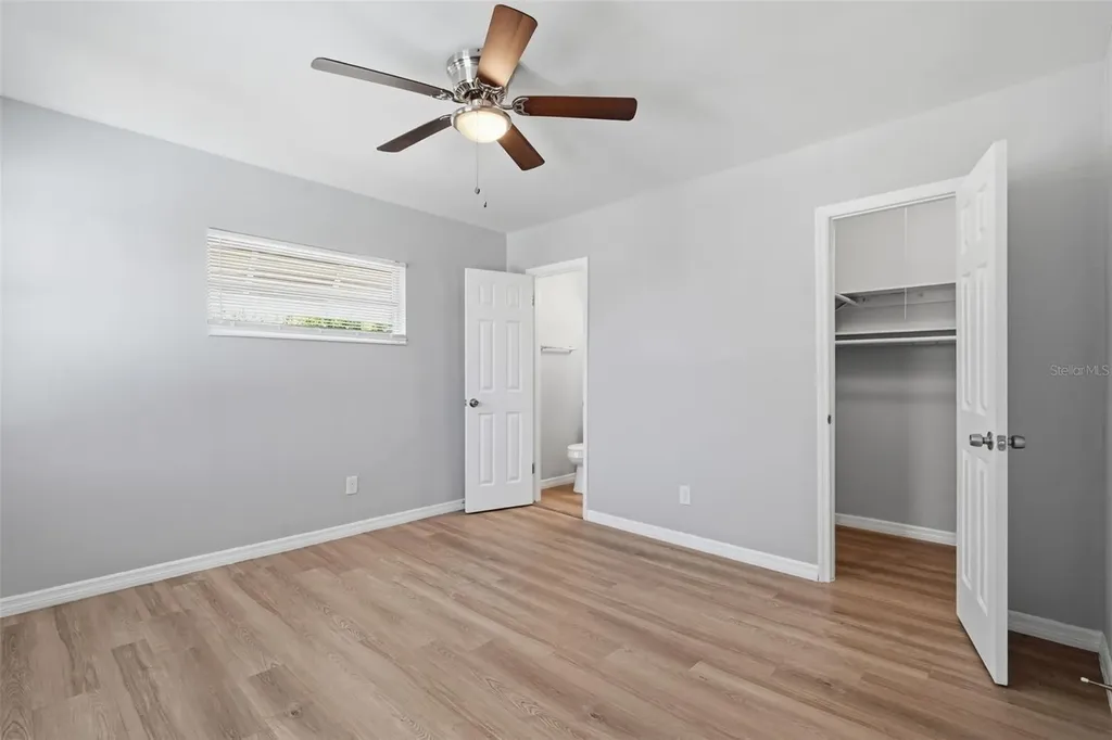 3934 Helena Street NE St Petersburg FL 33703