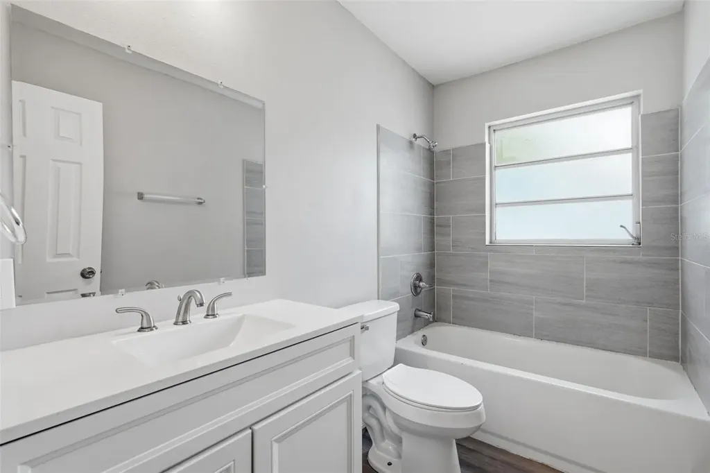 3934 Helena Street NE St Petersburg FL 33703