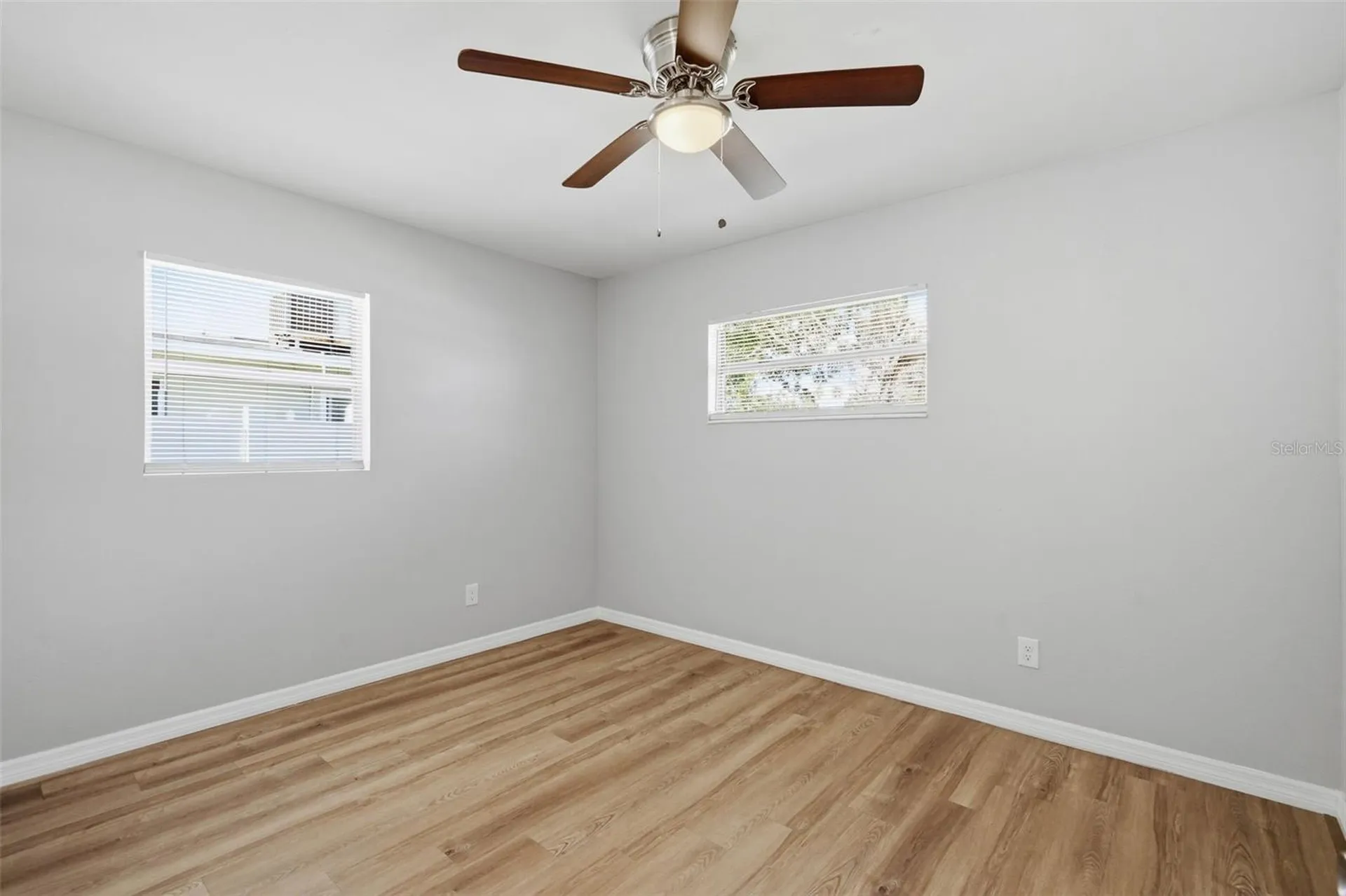 3934 Helena Street NE St Petersburg FL 33703