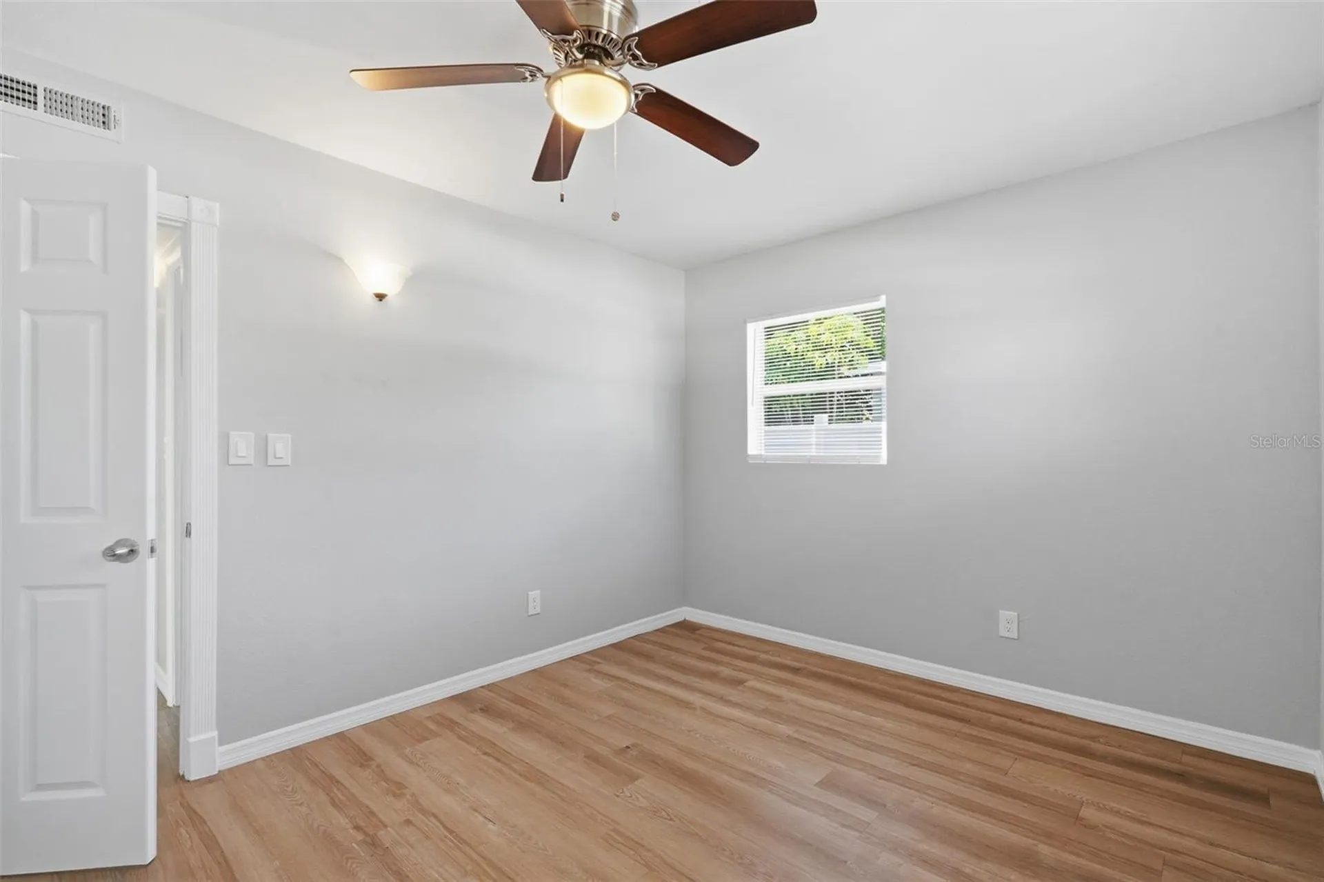 3934 Helena Street NE St Petersburg FL 33703