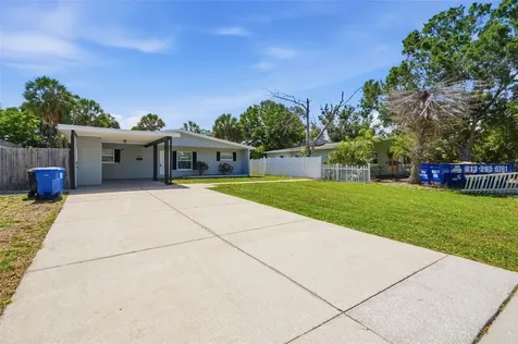 3934 Helena Street NE St Petersburg FL 33703
