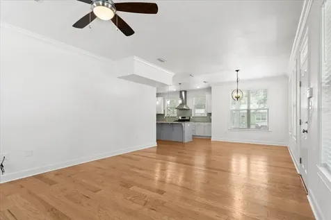 619 NW 3rd Street Gainesville FL 32601