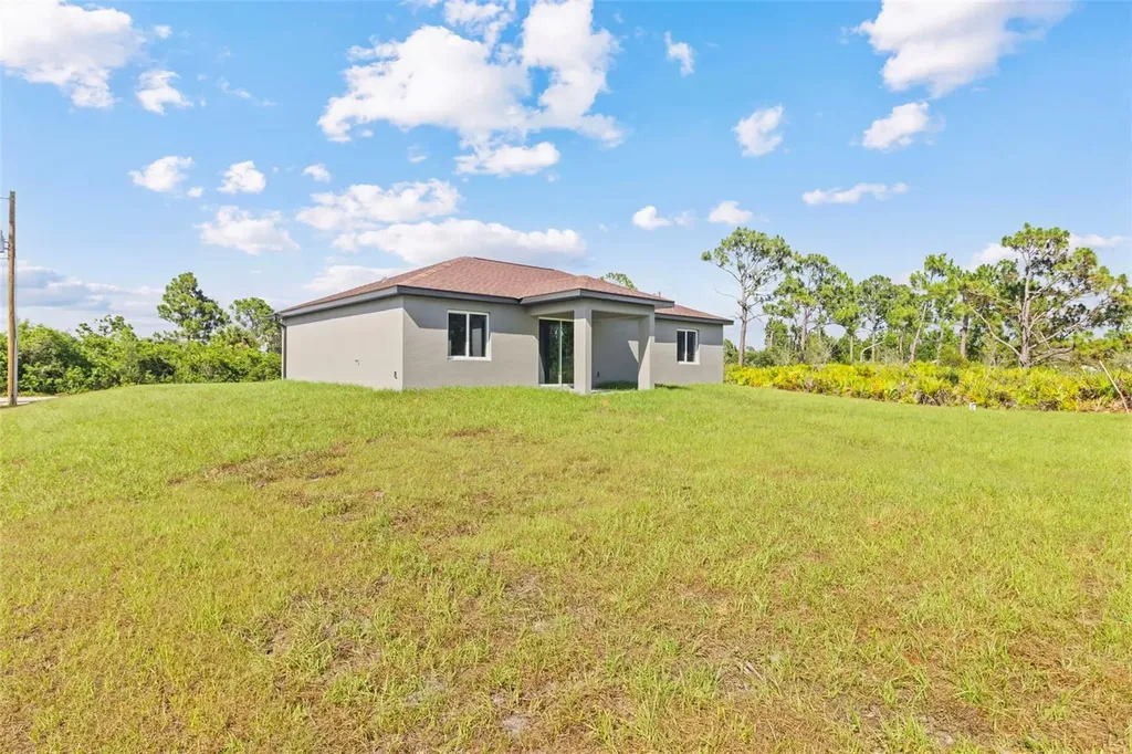 12233 Wagner Lane Port Charlotte FL 33981