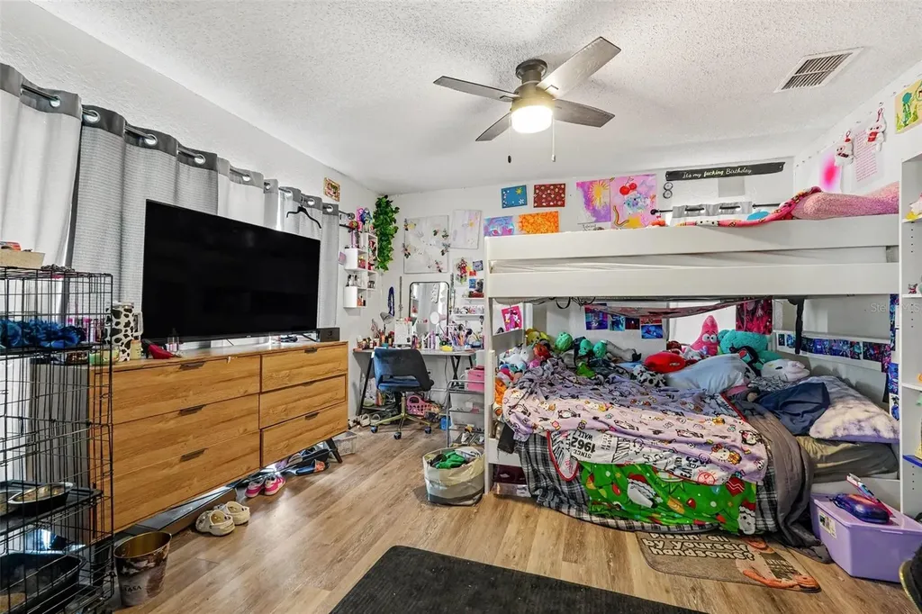 4187 Everett Avenue Spring Hill FL 34609