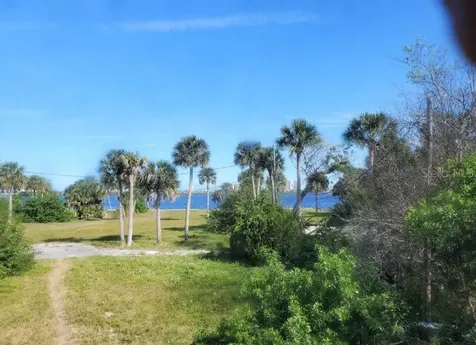 108 Murray Way South Daytona FL 32119