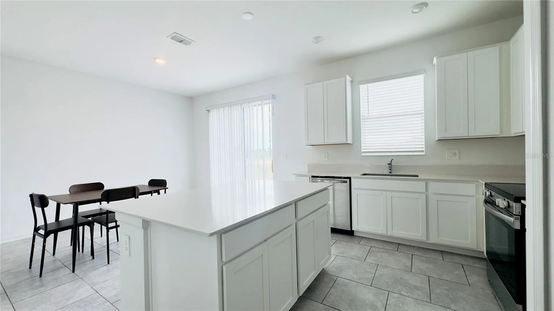 3255 Laurent Loop Davenport FL 33837