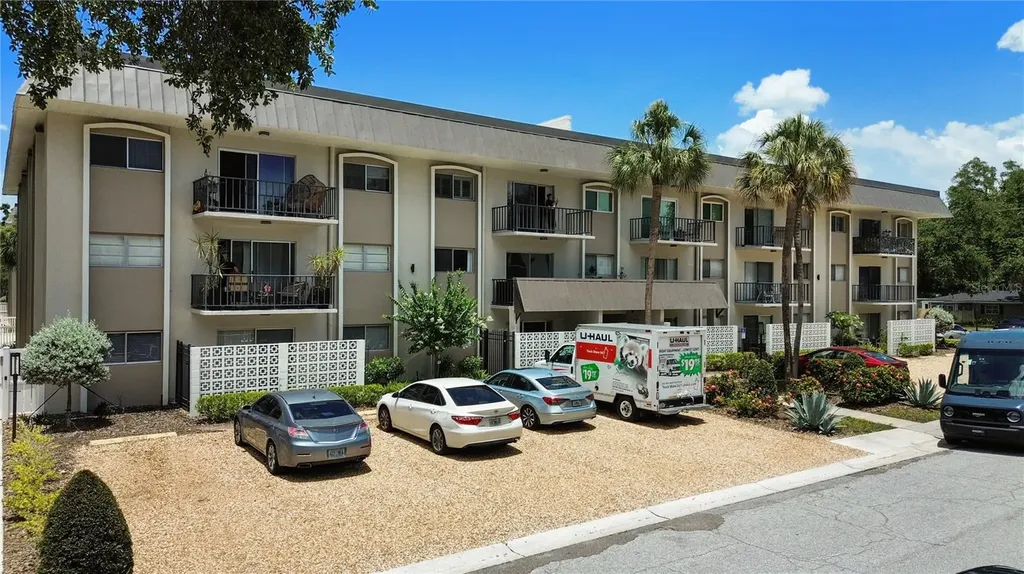 4607 W Fig Street Tampa FL 33609
