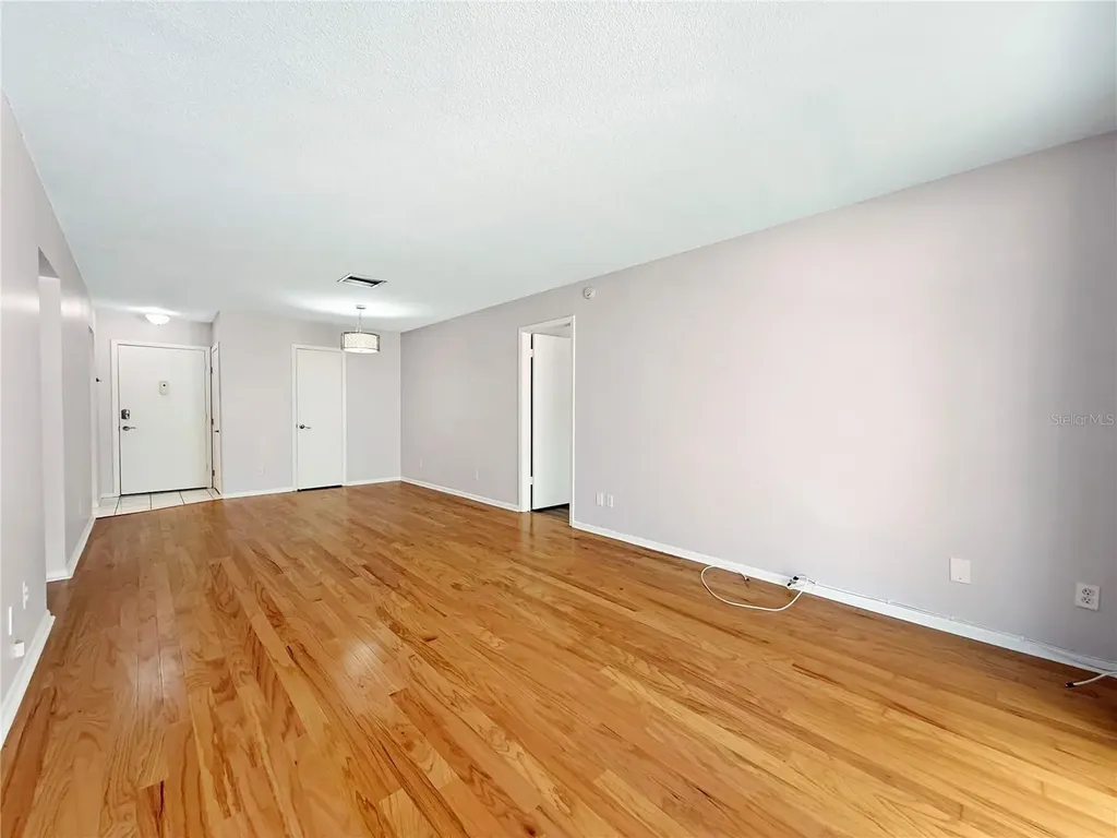 4607 W Fig Street Tampa FL 33609
