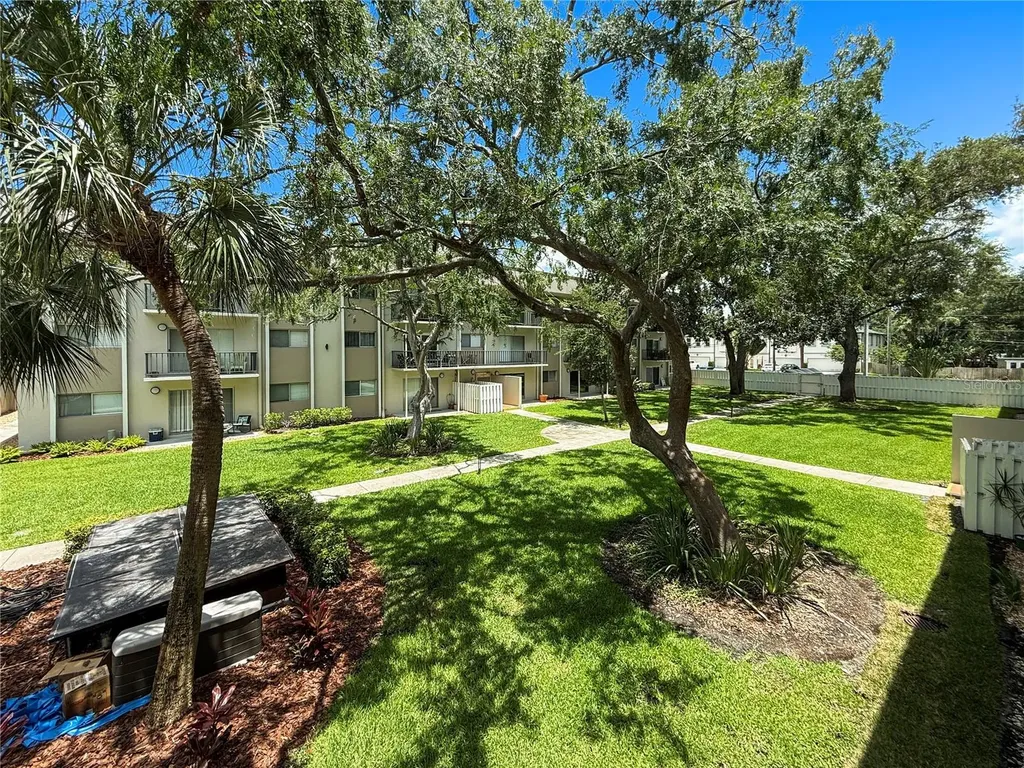 4607 W Fig Street Tampa FL 33609