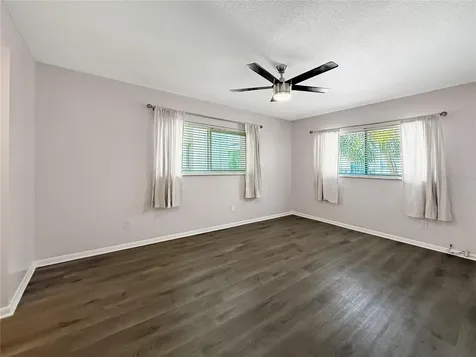 4607 W Fig Street Tampa FL 33609