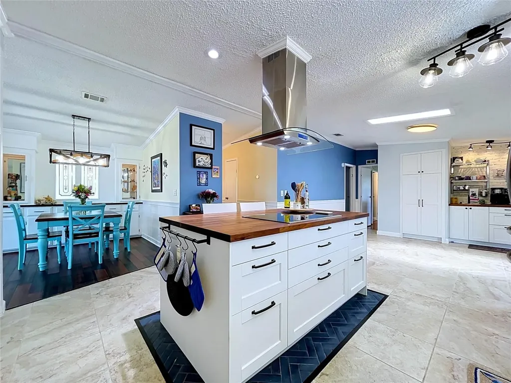 5020 Forest Crest Drive Lakeland FL 33810