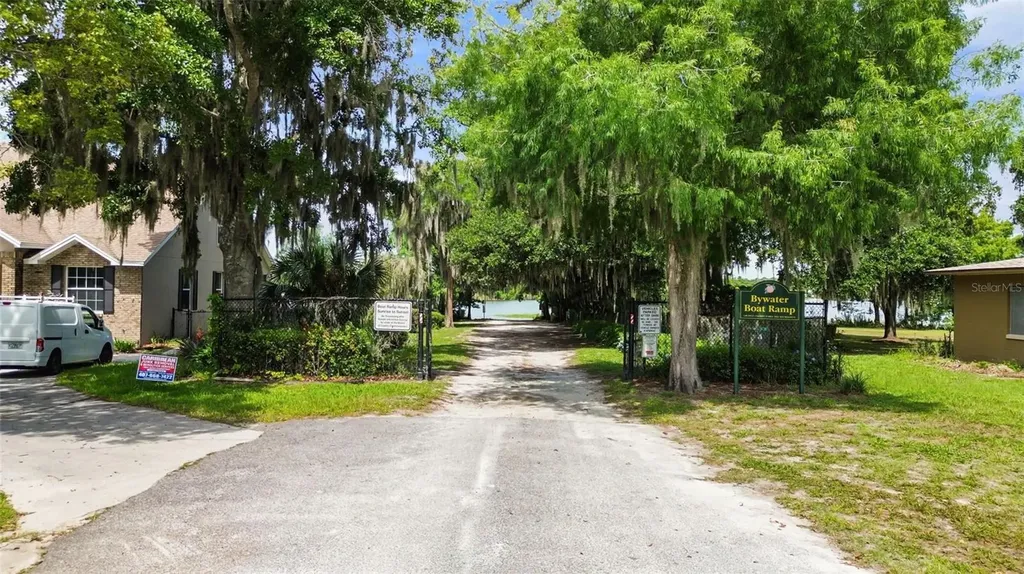 5409 Stratemeyer Drive Orlando FL 32839