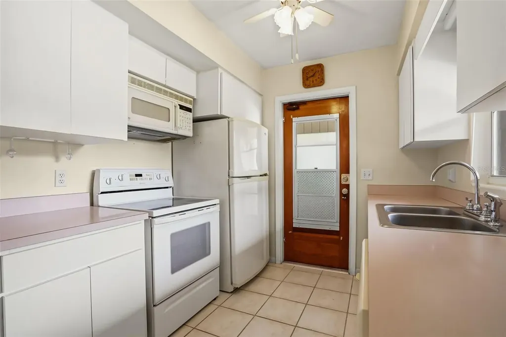 5409 Stratemeyer Drive Orlando FL 32839