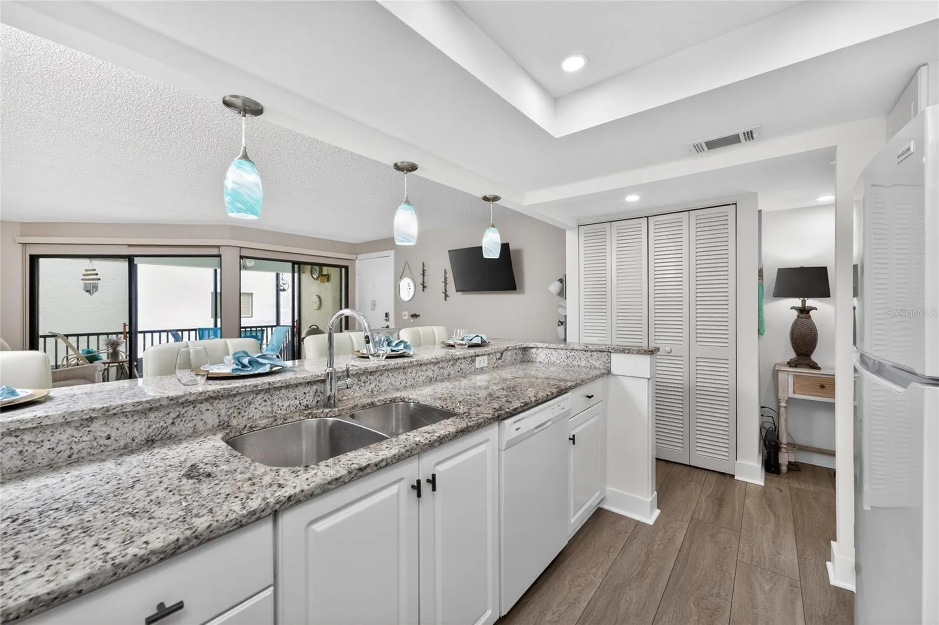 2810 N Beach Road Englewood FL 34223