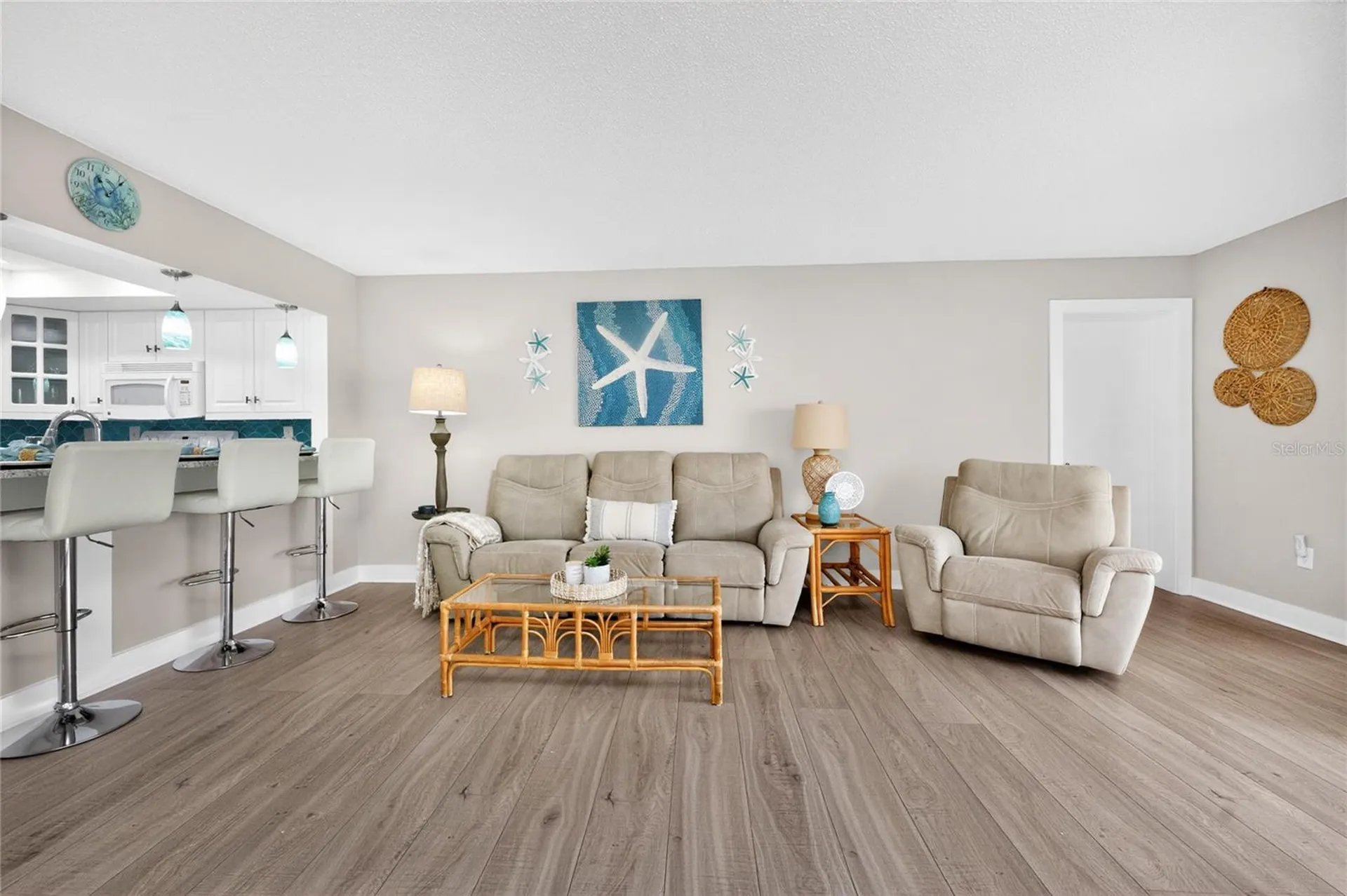 2810 N Beach Road Englewood FL 34223