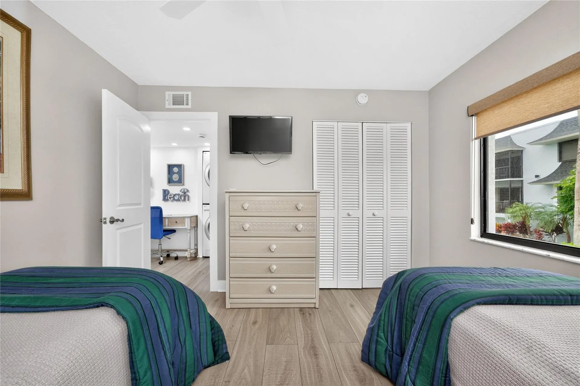 2810 N Beach Road Englewood FL 34223