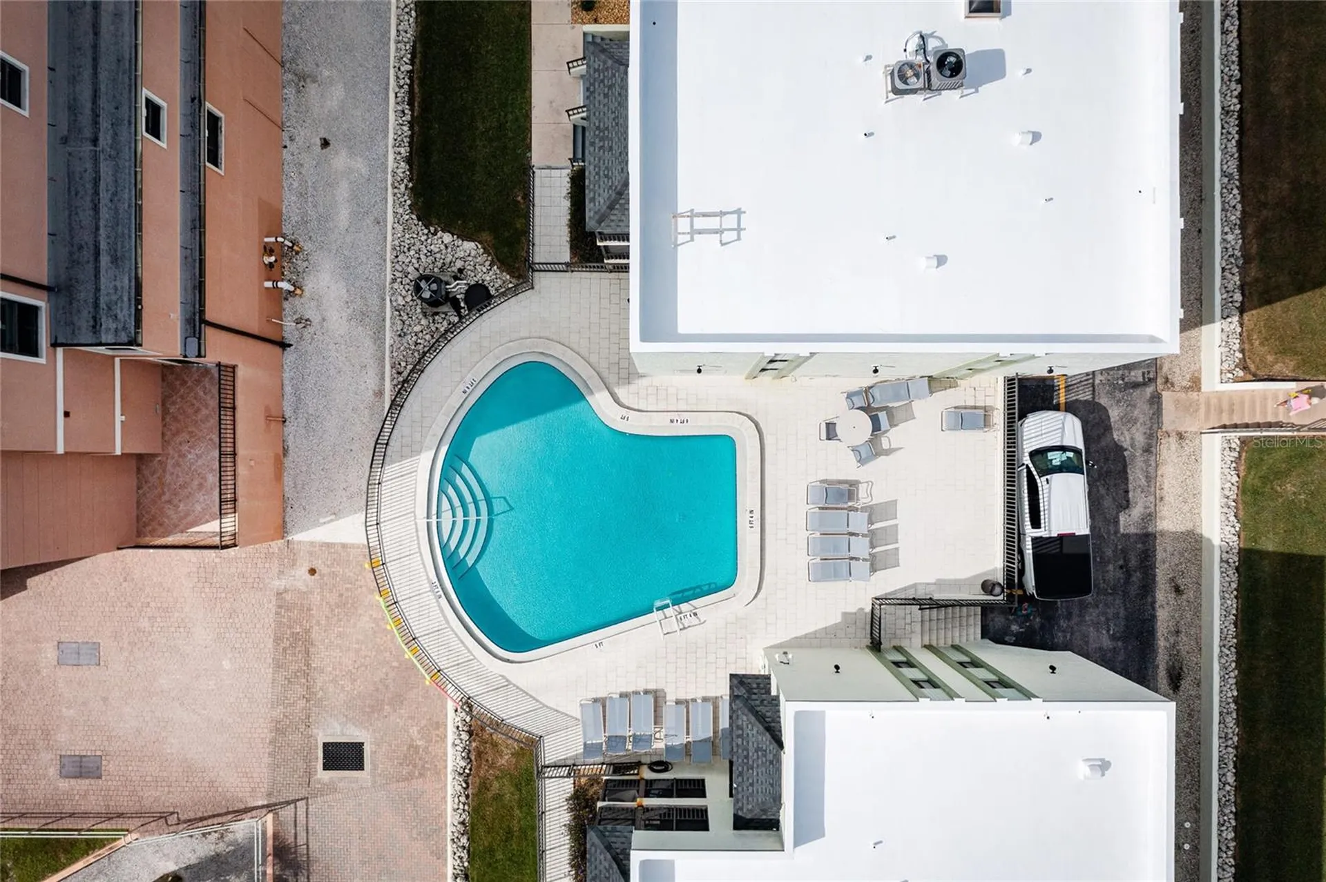 2810 N Beach Road Englewood FL 34223
