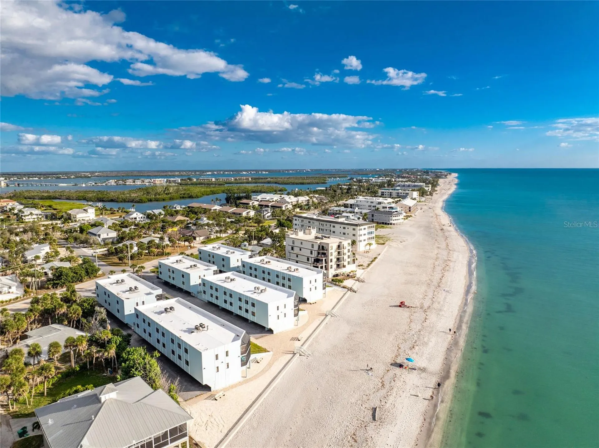 2810 N Beach Road Englewood FL 34223