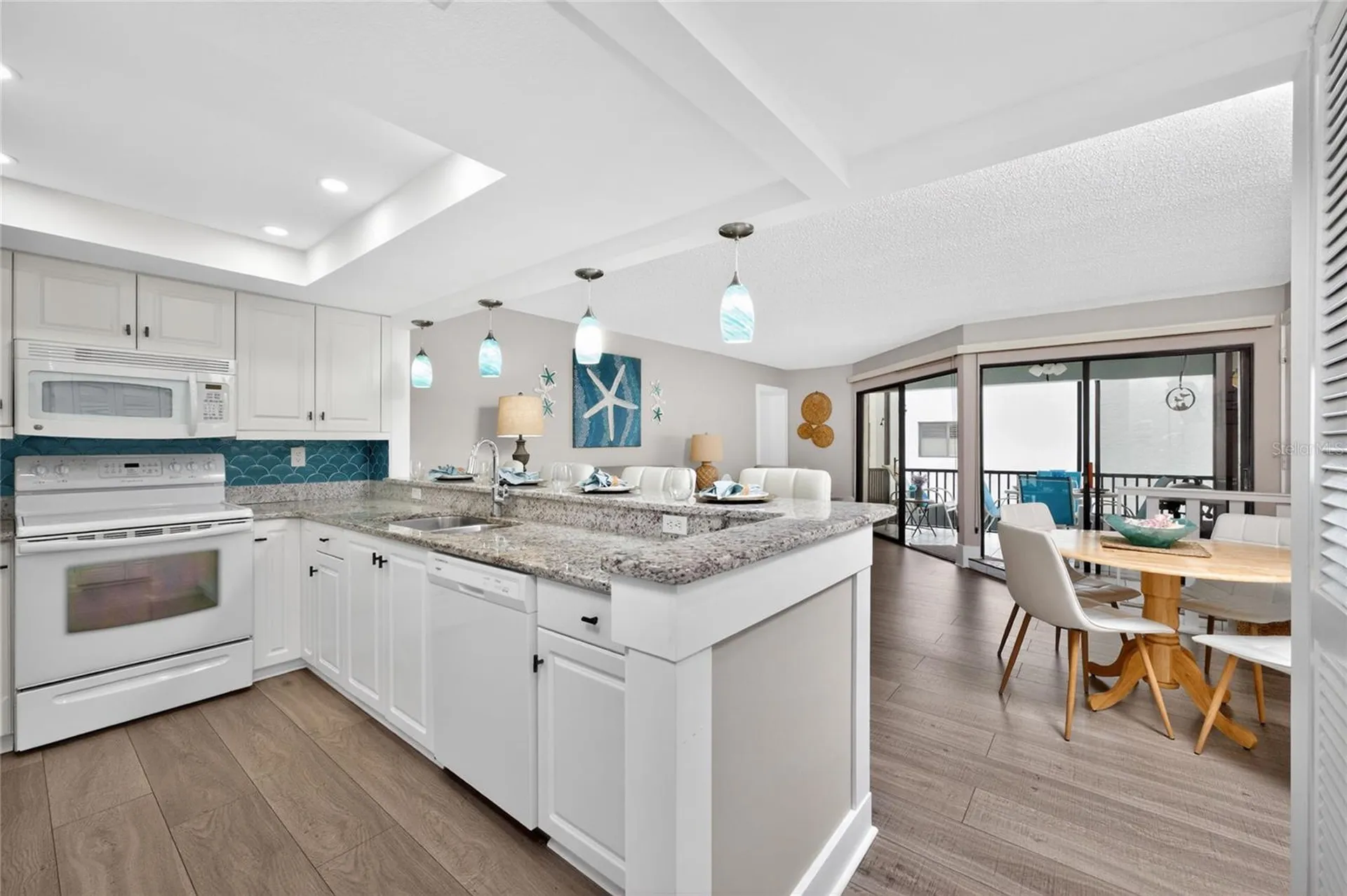 2810 N Beach Road Englewood FL 34223