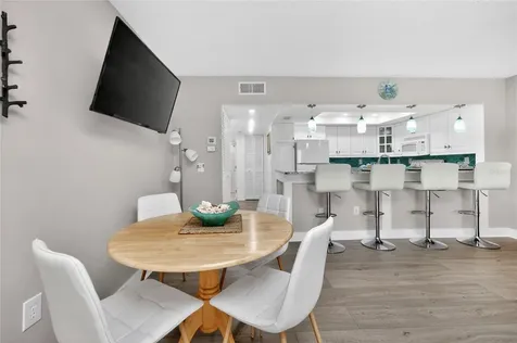 2810 N Beach Road Englewood FL 34223